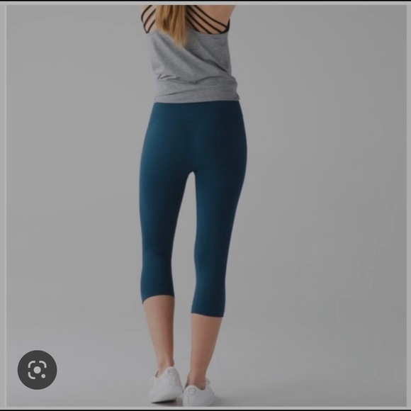 LULULEMON Flow & Go Crop Legging Astro Teal Sz. 8 - Picture 4 of 11